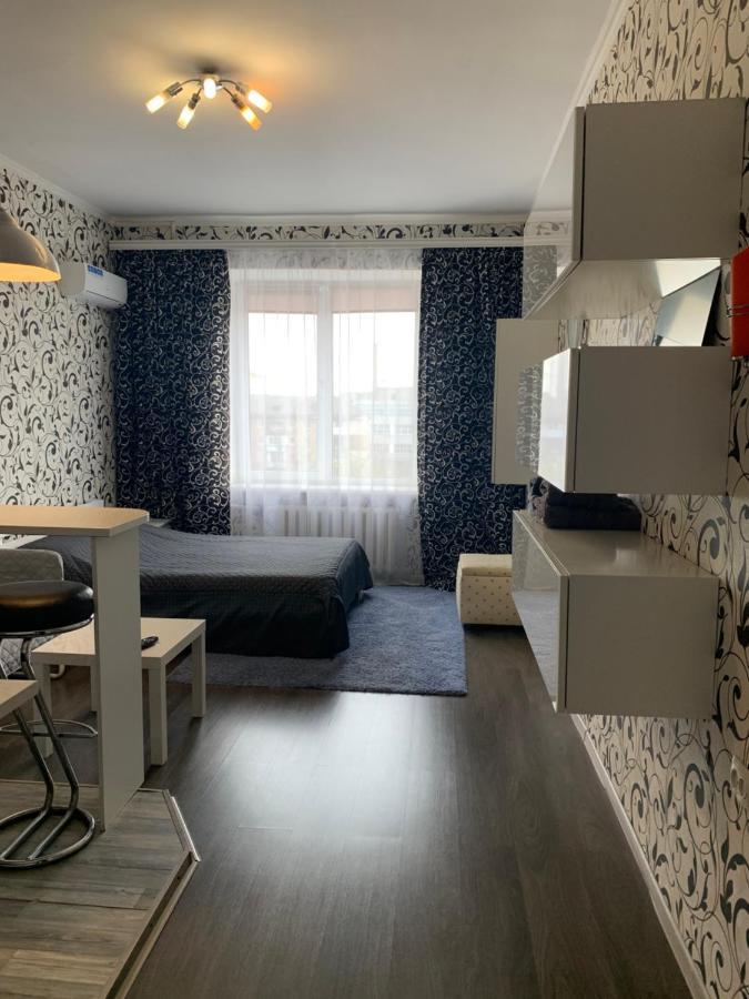 Apartament On Chernihivska Kiev Exterior foto